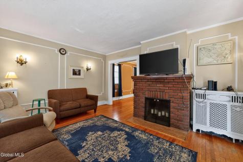27 Ramsey Place Albany NY 12208