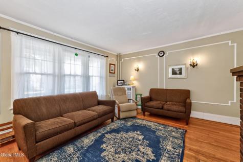 27 Ramsey Place Albany NY 12208