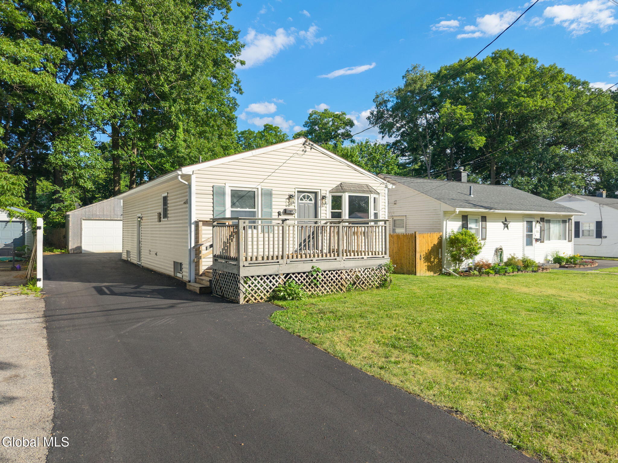 420 Chiswell Road Schenectady NY 12304