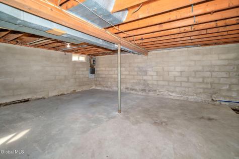 420 Chiswell Road Schenectady NY 12304