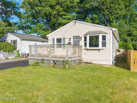 420 Chiswell Road Schenectady NY 12304