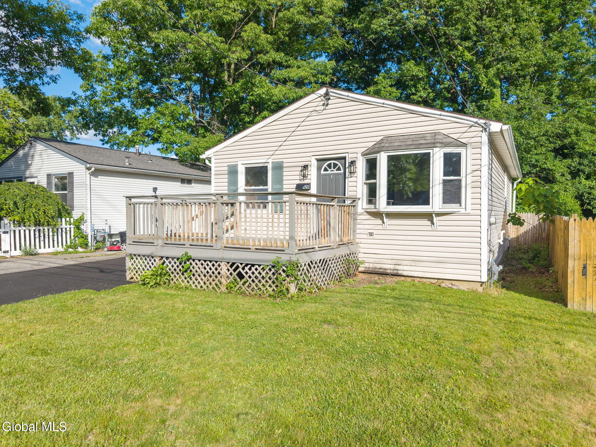 420 Chiswell Road Schenectady NY 12304