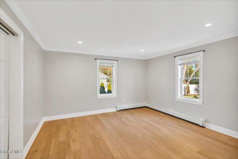 1620 Van Antwerp Road Niskayuna NY 12309