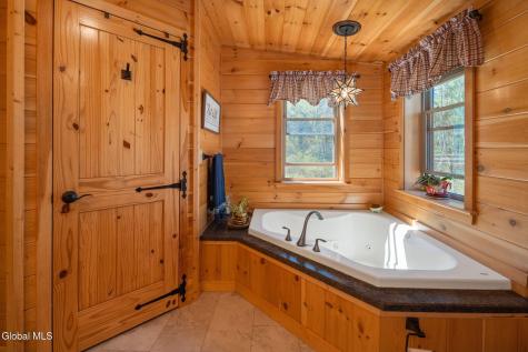 68 Cold Springs Road Troy NY 12180