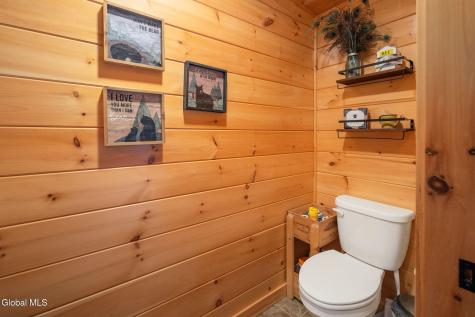 68 Cold Springs Road Troy NY 12180