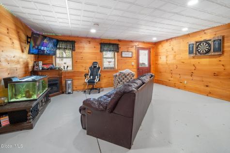 68 Cold Springs Road Troy NY 12180