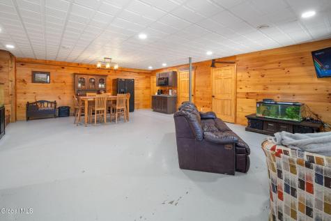 68 Cold Springs Road Troy NY 12180
