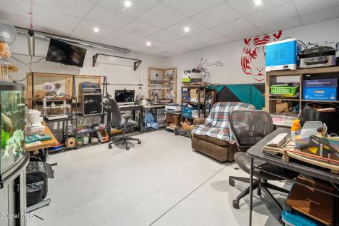 68 Cold Springs Road Troy NY 12180