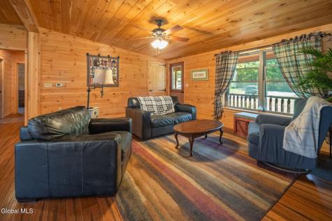 68 Cold Springs Road Troy NY 12180
