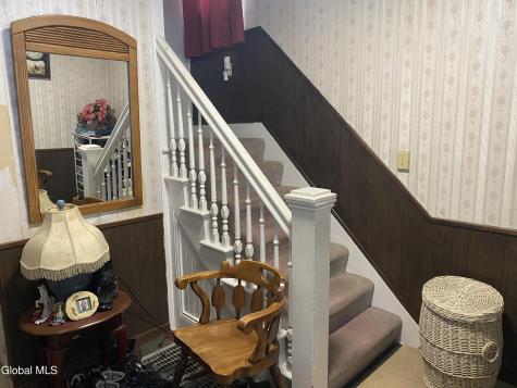 817 Holland Road Schenectady NY 12303