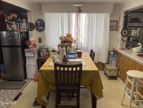 817 Holland Road Schenectady NY 12303