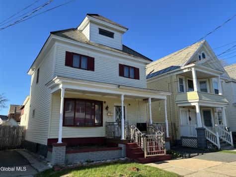 817 Holland Road Schenectady NY 12303