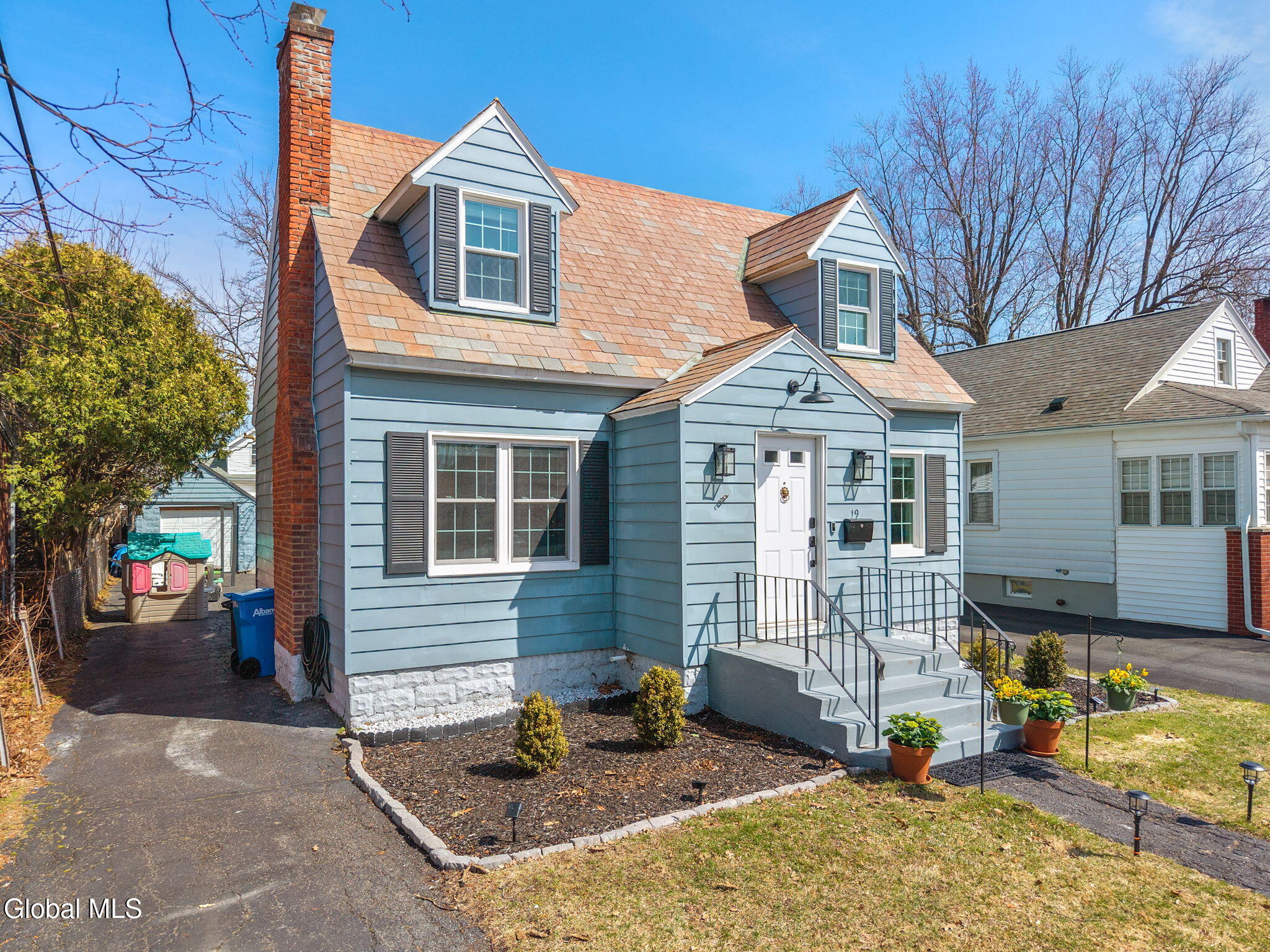 19 Fordham Court Albany NY 12209