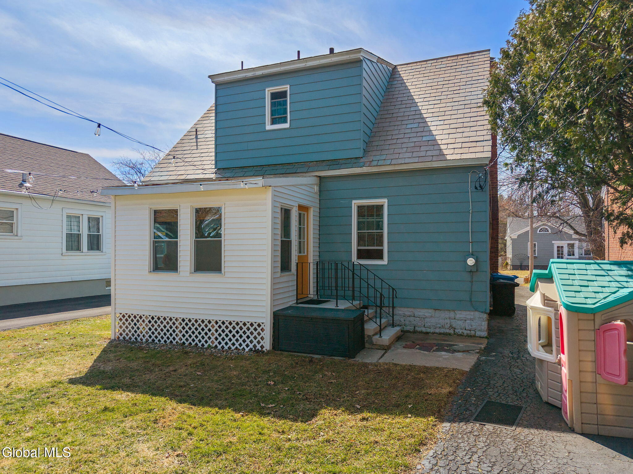 19 Fordham Court Albany NY 12209