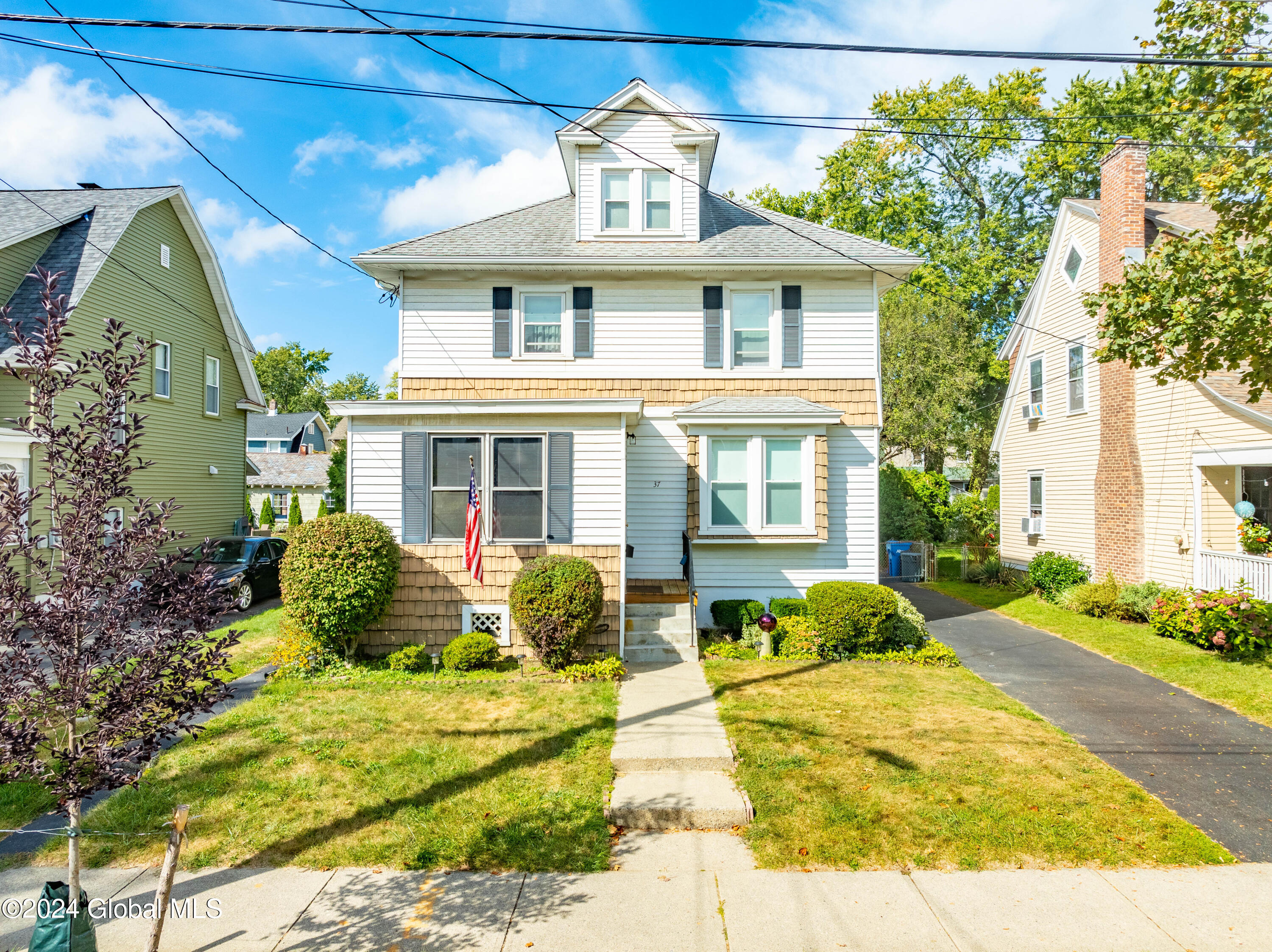 37 Glendale Avenue Albany NY 12208