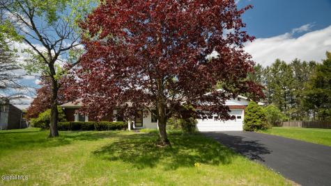 10 Cortland Drive Kinderhook NY 12106