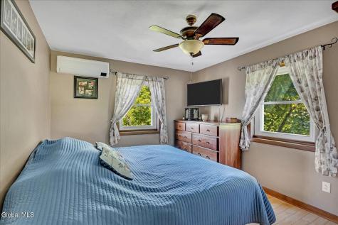 832 W Glenville Road Glenville NY 12302