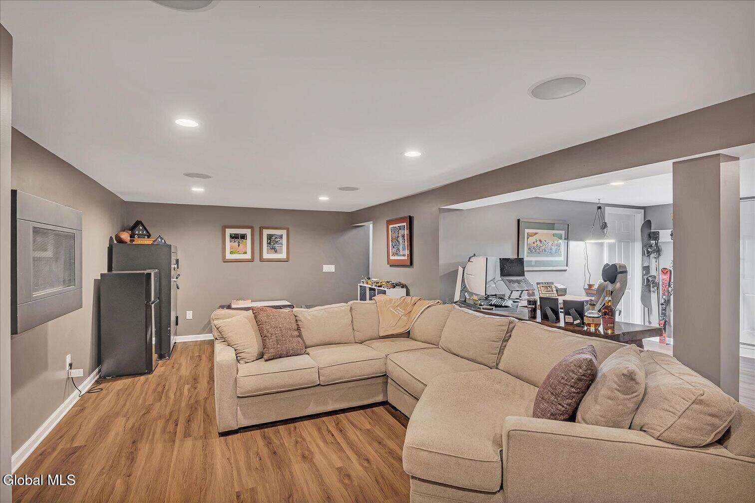 832 W Glenville Road Glenville NY 12302