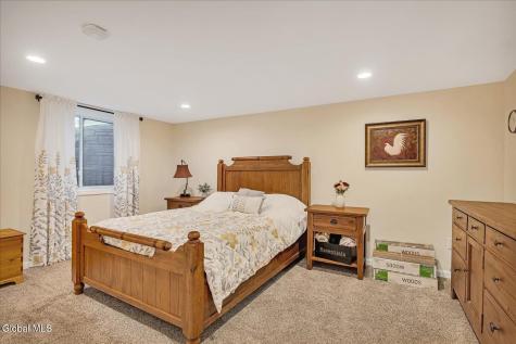 832 W Glenville Road Glenville NY 12302