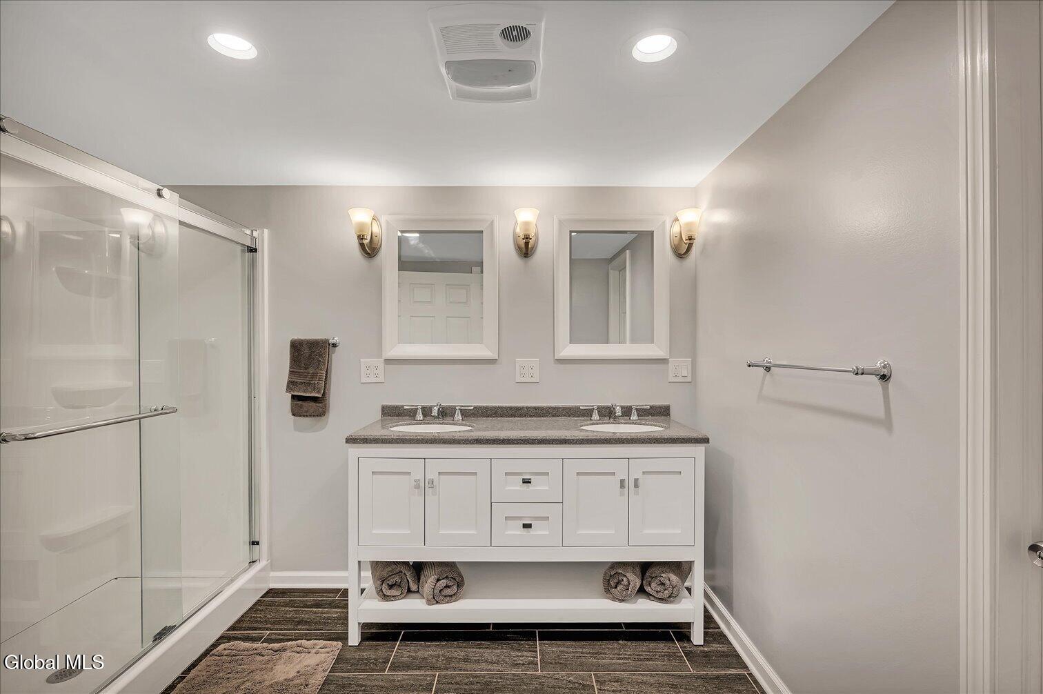 832 W Glenville Road Glenville NY 12302