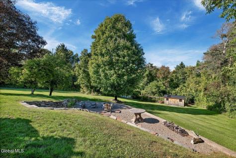 832 W Glenville Road Glenville NY 12302