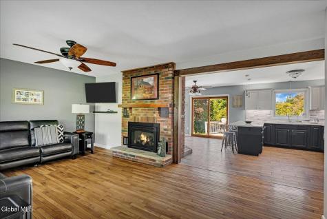 832 W Glenville Road Glenville NY 12302