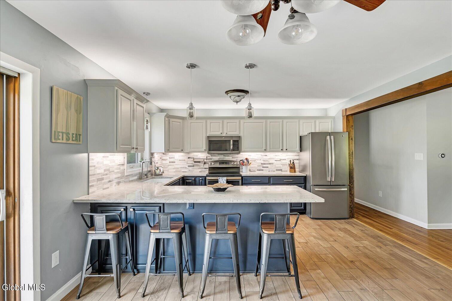 832 W Glenville Road Glenville NY 12302