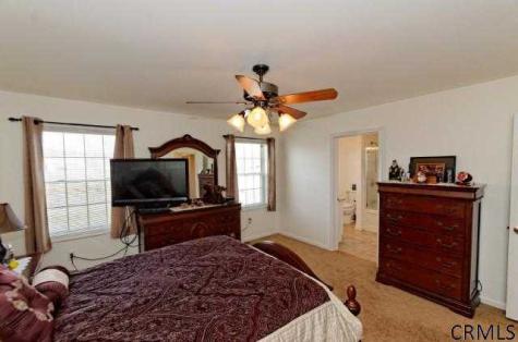 57 Kellogg Road Stillwater NY 12170