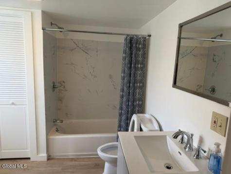 2942 U.s. 9 North Hudson NY 12855