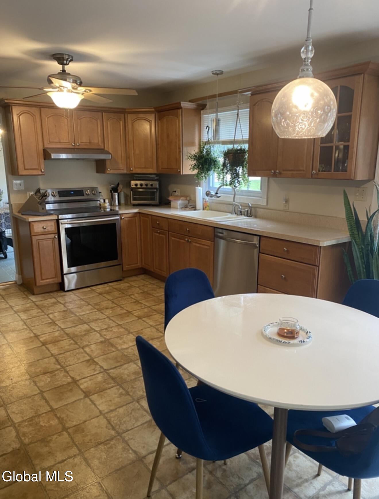 25 Balboa Drive Latham NY 12110