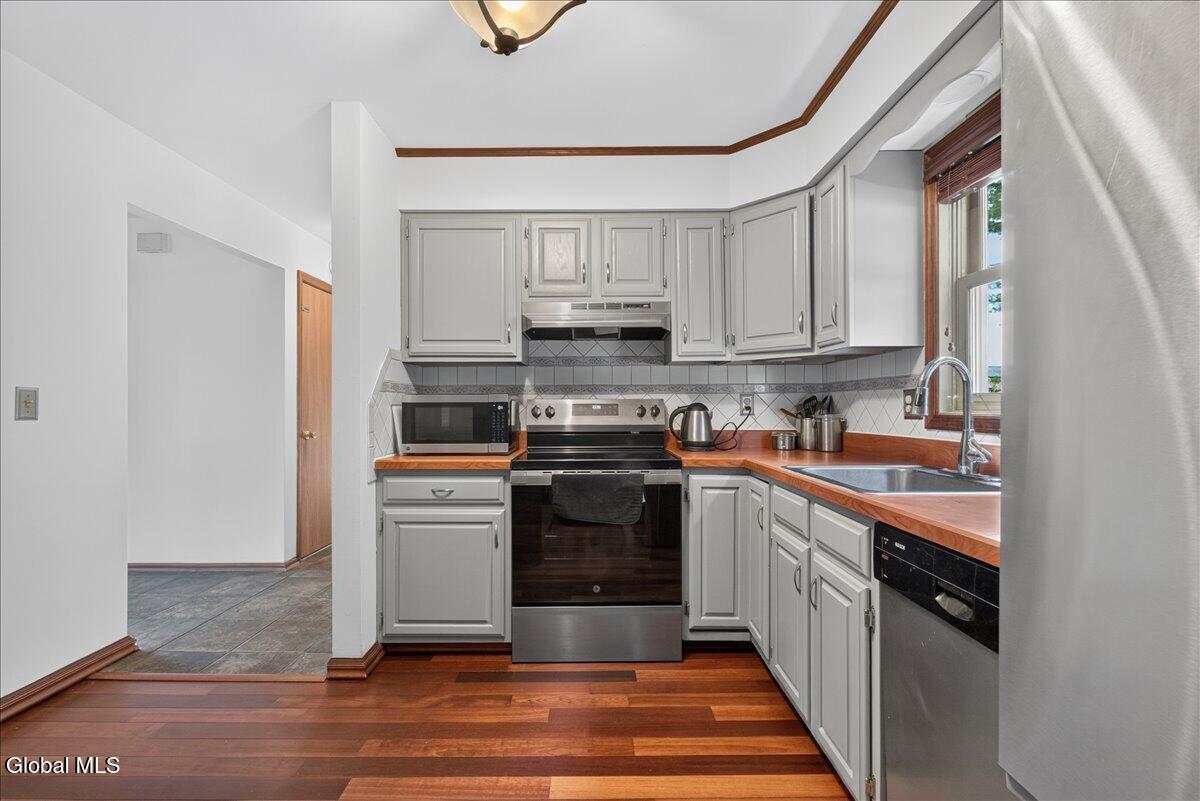 39 Baker Drive Gansevoort NY 12831