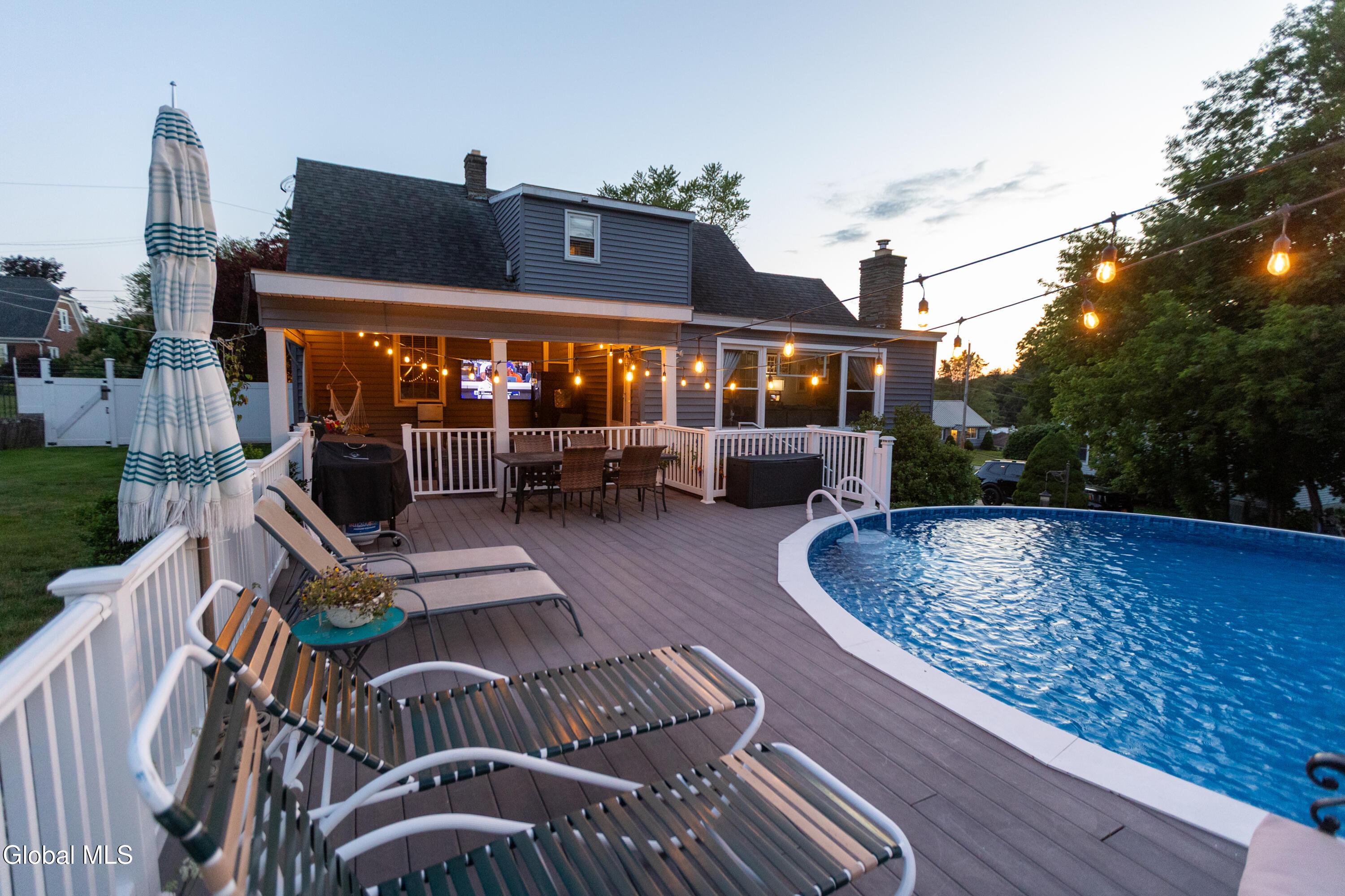 65 Wilkes Avenue Amsterdam NY 12010