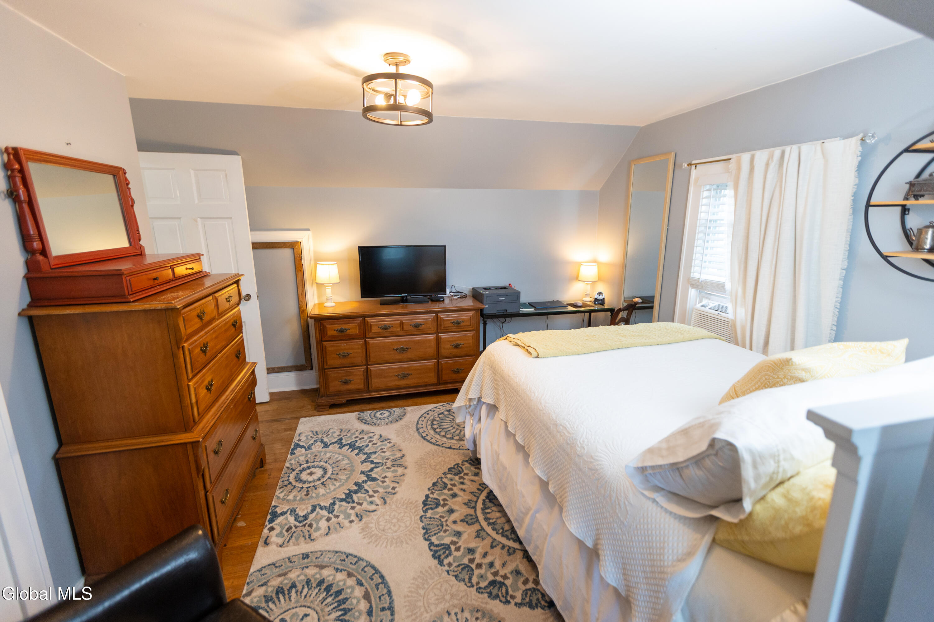 65 Wilkes Avenue Amsterdam NY 12010