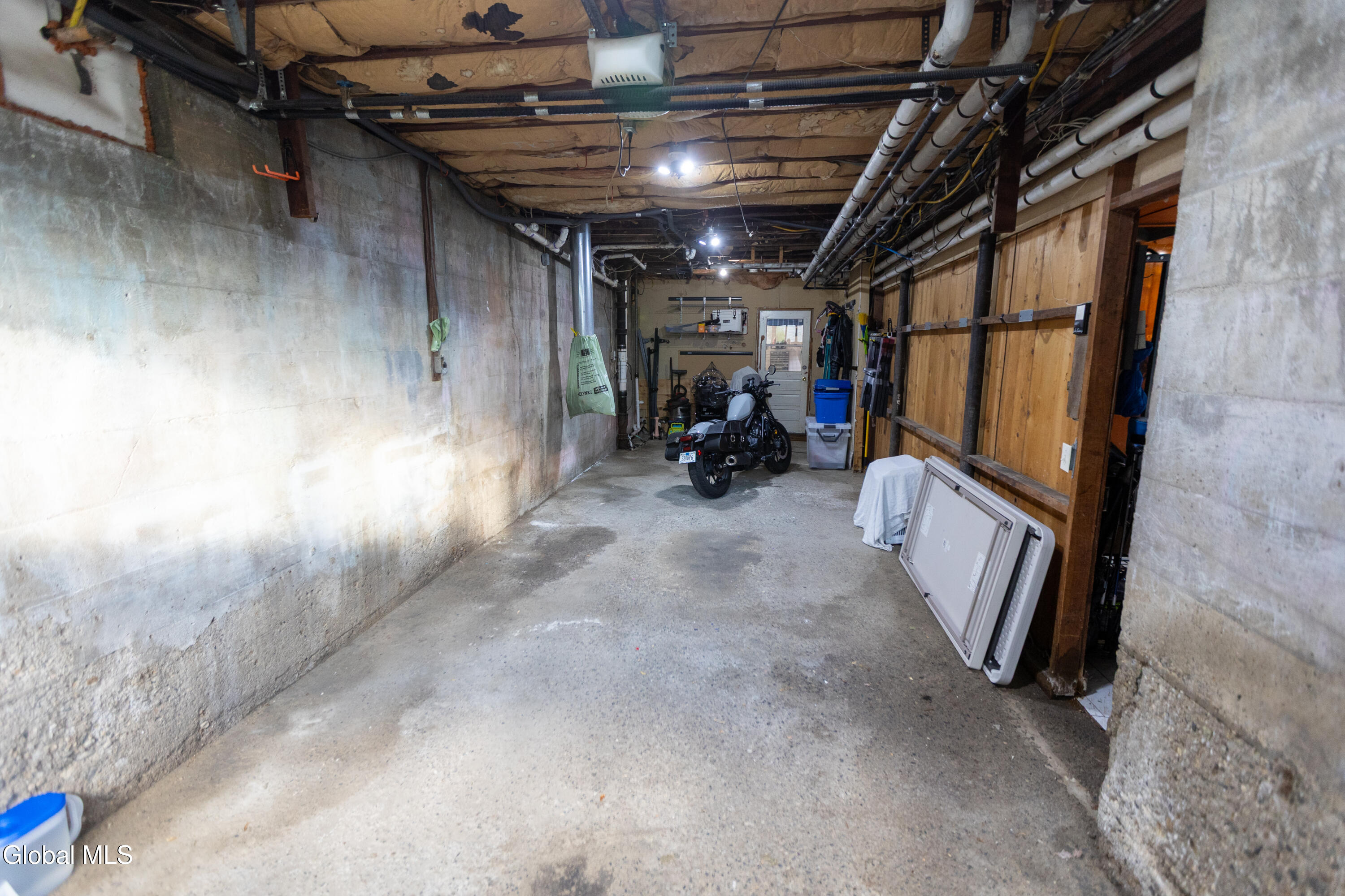 65 Wilkes Avenue Amsterdam NY 12010