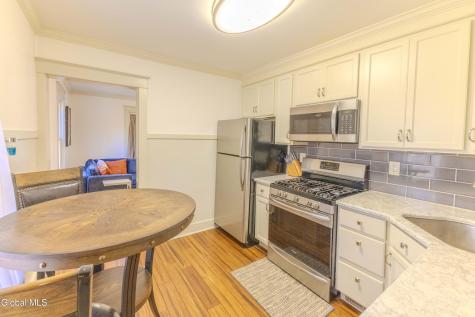 41 Mountainview Avenue Albany NY 12208