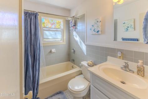 41 Mountainview Avenue Albany NY 12208