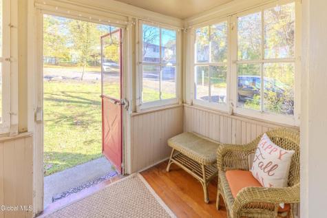 41 Mountainview Avenue Albany NY 12208