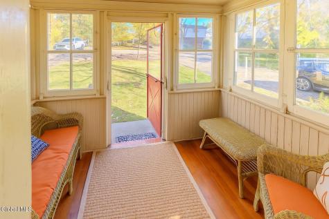 41 Mountainview Avenue Albany NY 12208