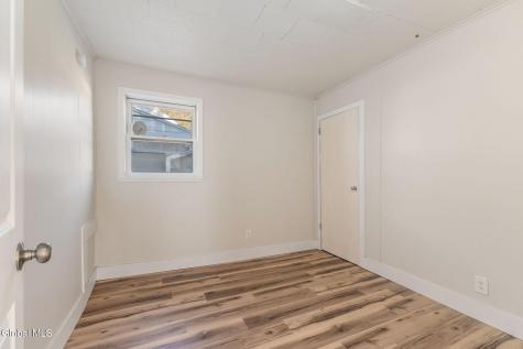 11 Craigie Avenue Scotia NY 12302