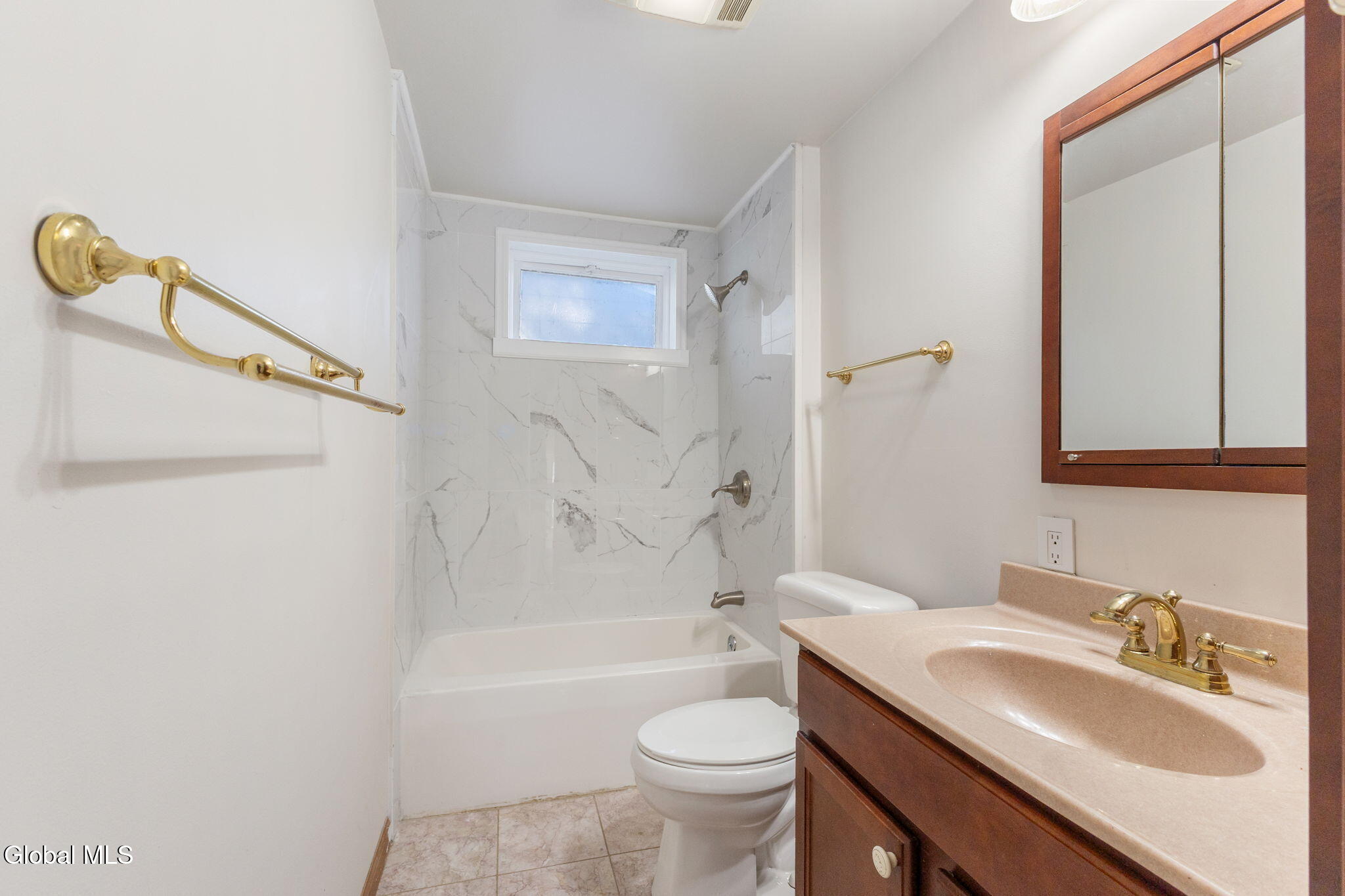 11 Craigie Avenue Scotia NY 12302