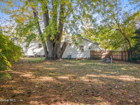 11 Craigie Avenue Scotia NY 12302