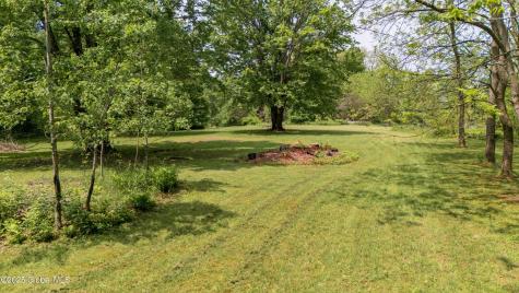 824 County Highway 106 Amsterdam NY 12010