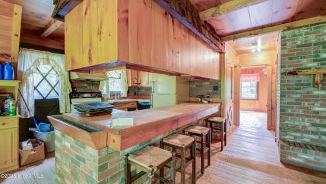 824 County Highway 106 Amsterdam NY 12010