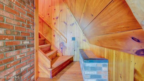 824 County Highway 106 Amsterdam NY 12010