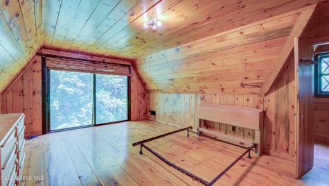 824 County Highway 106 Amsterdam NY 12010