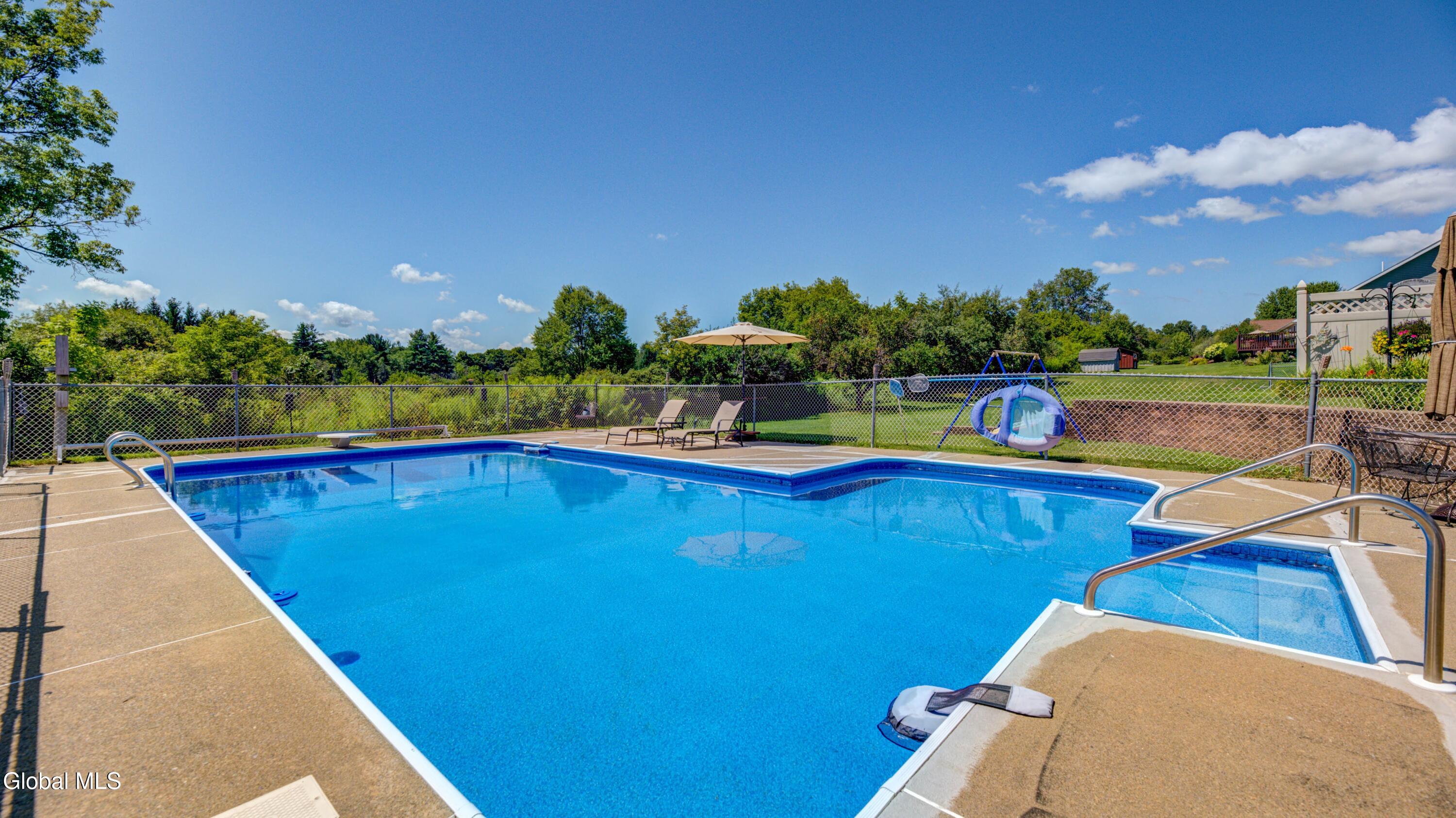 27 Pine Avenue Johnstown NY 12095
