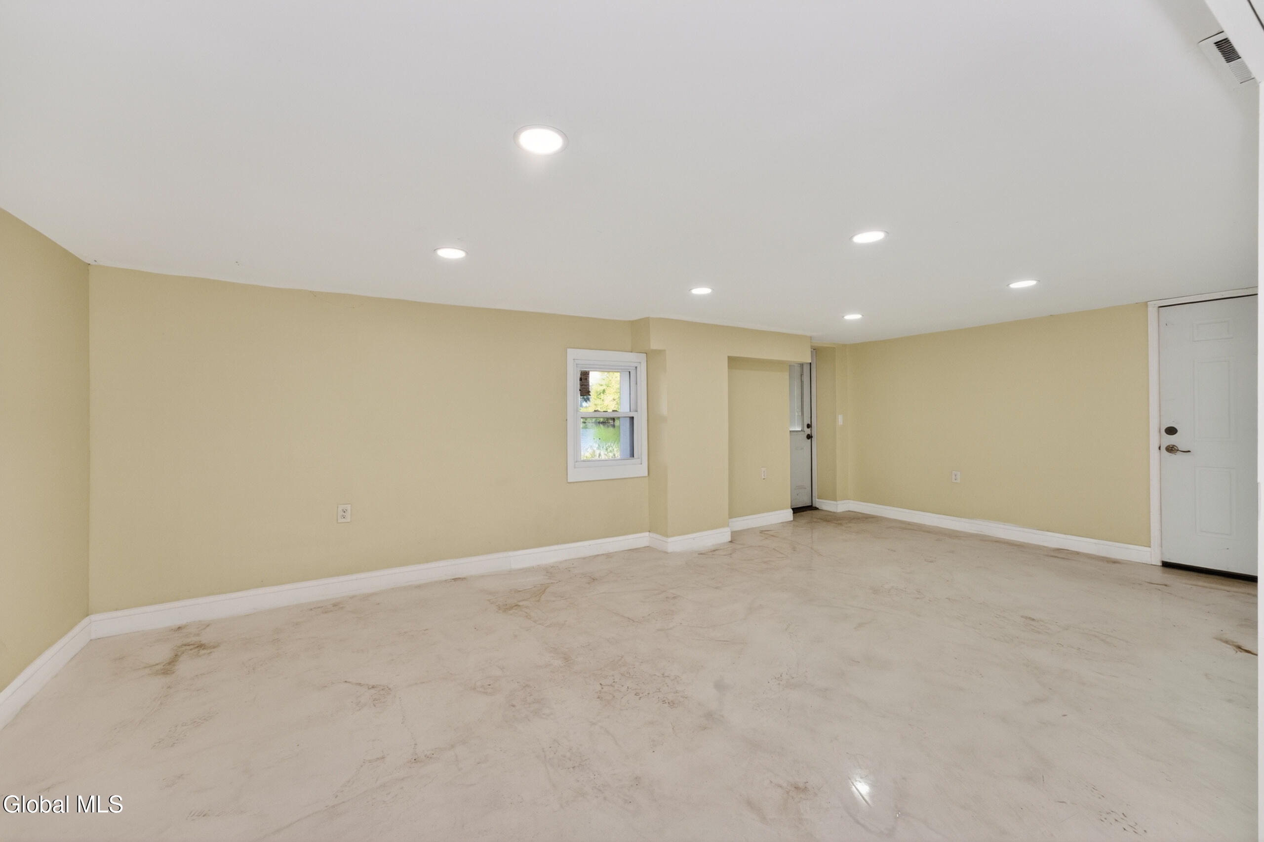 2880 New York 22 Cambridge NY 12816
