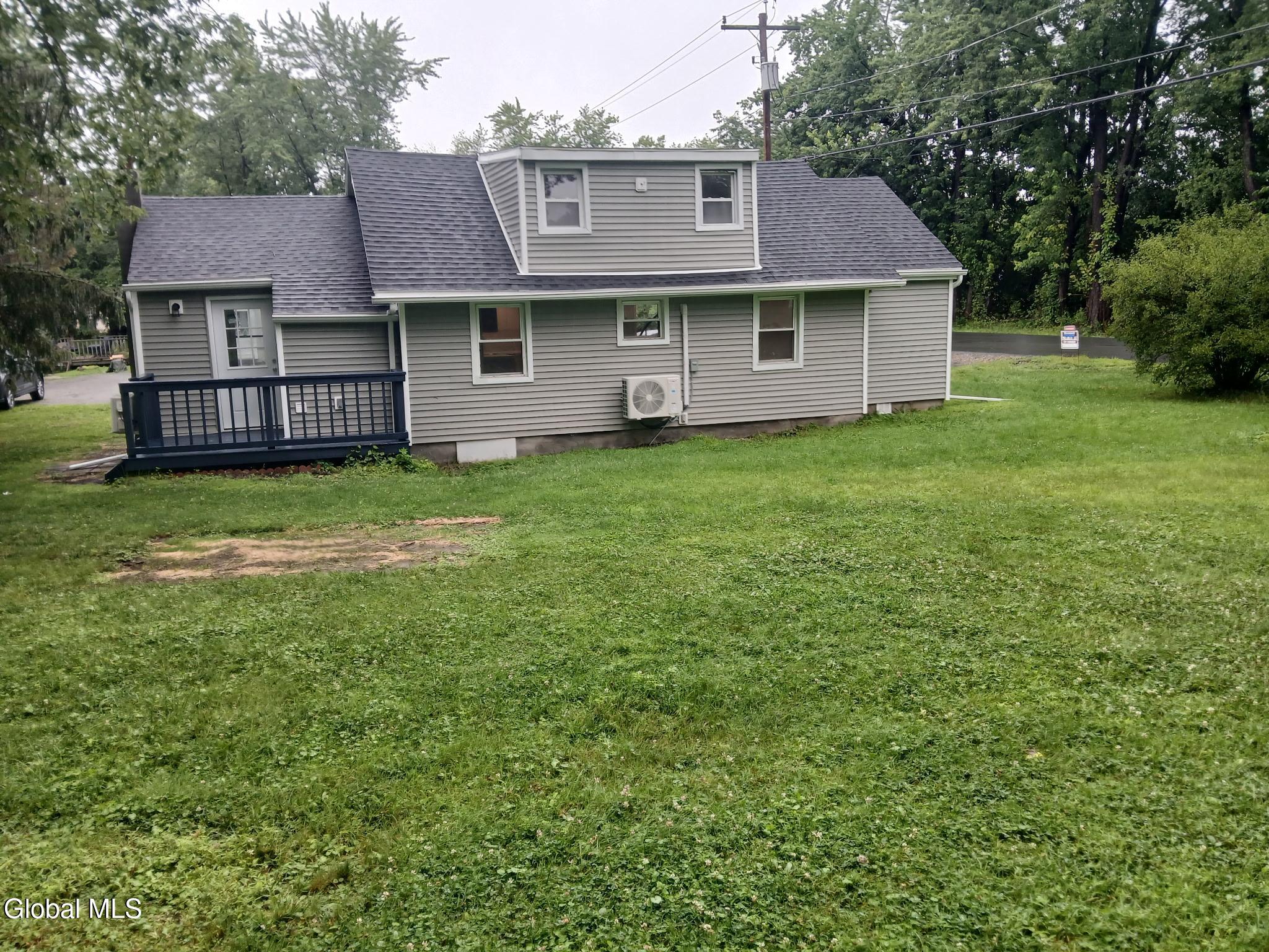 11 Englewood Avenue East Greenbush NY 12061