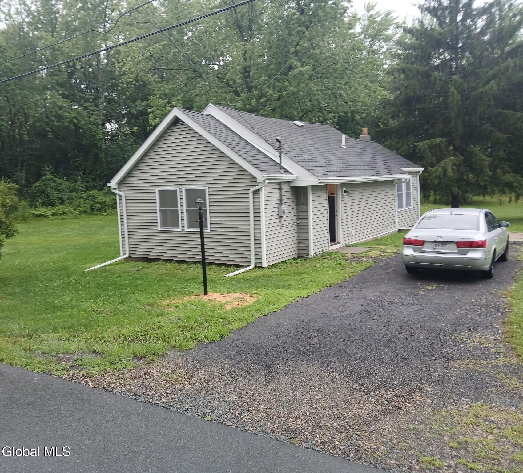 11 Englewood Avenue East Greenbush NY 12061