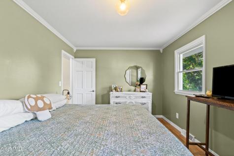 22 Collegeview Drive Albany NY 12211